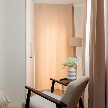 Casa de hóspedes Barbara I - Luxury With Balcony