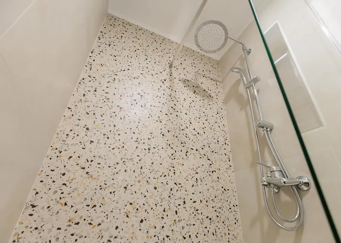 Barbara I - Luxury With Balcony Gostinjska kuća