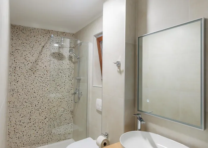 Barbara I - Luxury With Balcony Gostinjska kuća