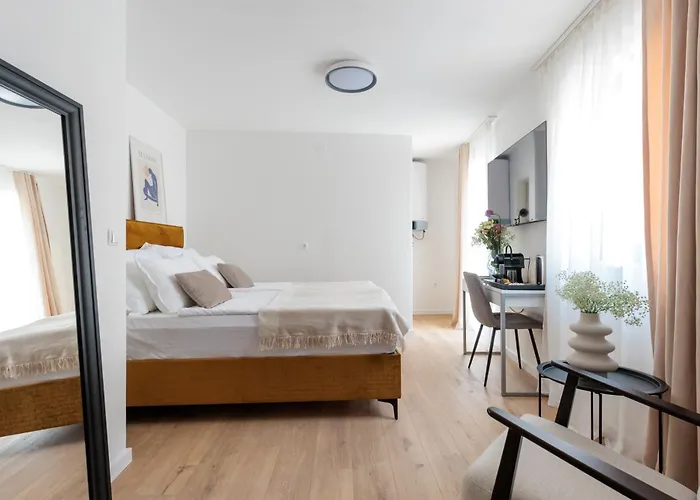 Barbara I - Luxury With Balcony 3* Zadar